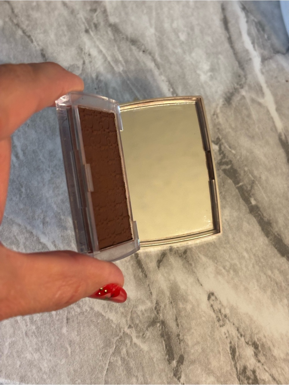 Dior rosy glow blush 020 mahogany - Picture 4 of 5